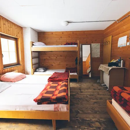 Tamar Mountain Hut Guest house Ratece